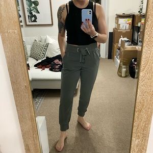 ⚡️2 for $30!⚡️Dynamite jogger dress pant